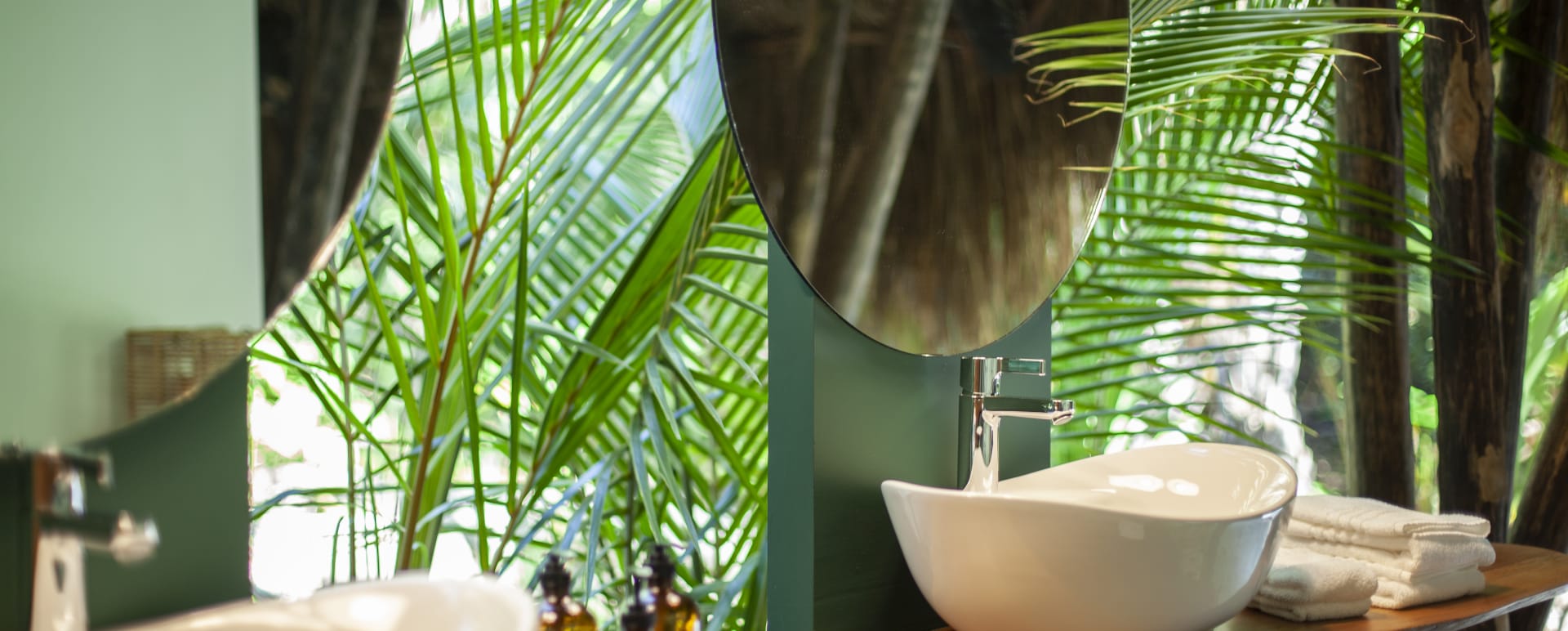 Outdoor bathroom 
