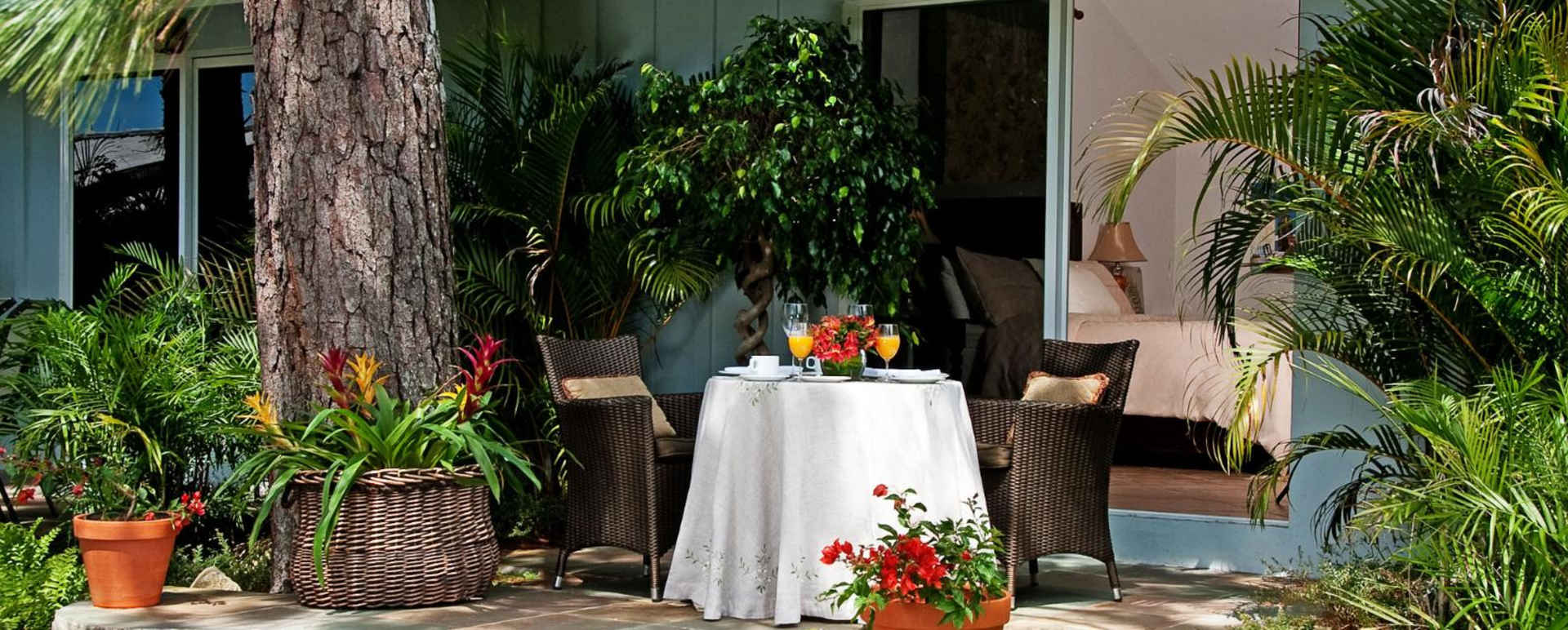 Al fresco dining - Panamonte Inn & Spa