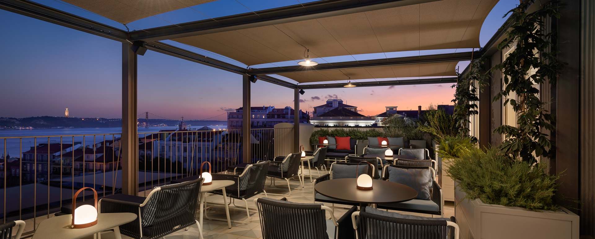 Terrace at night 