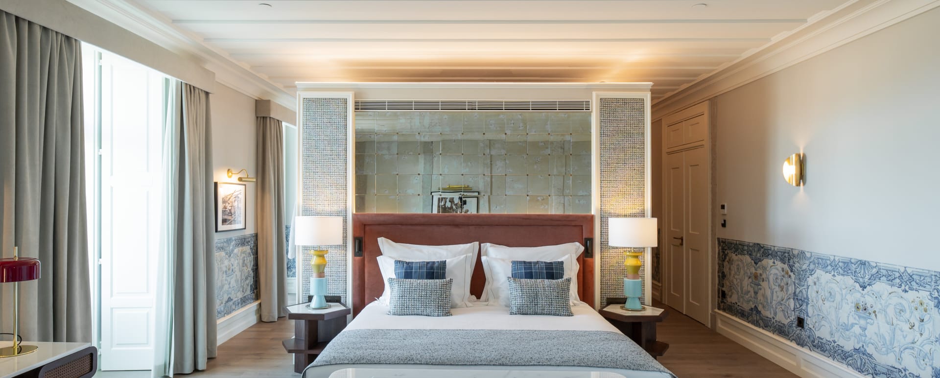 Prestige Suite 8 