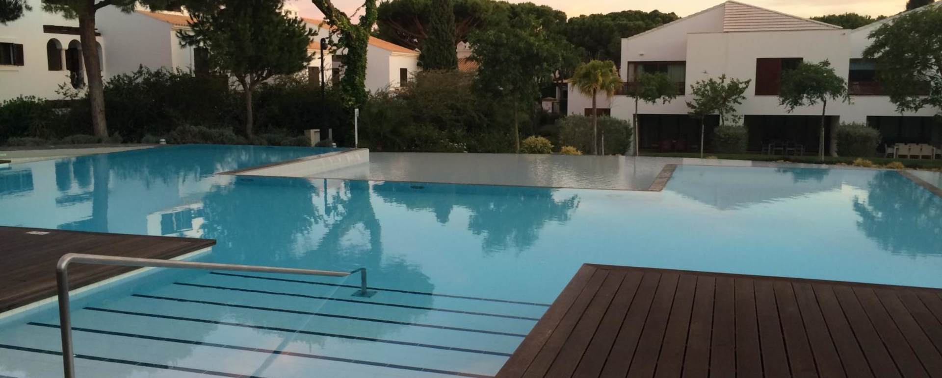 The Terraces Pool - Pine Cliffs