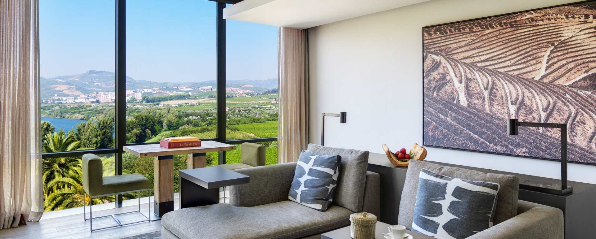 Quinta Panorama Suite living room - Six Senses Douro Valley