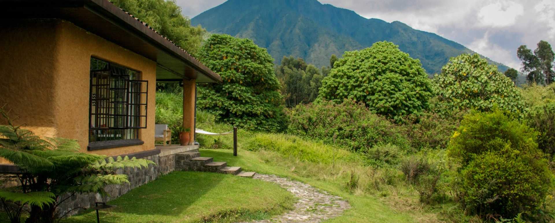 Outside view - Sabyinyo Silverback Lodge
