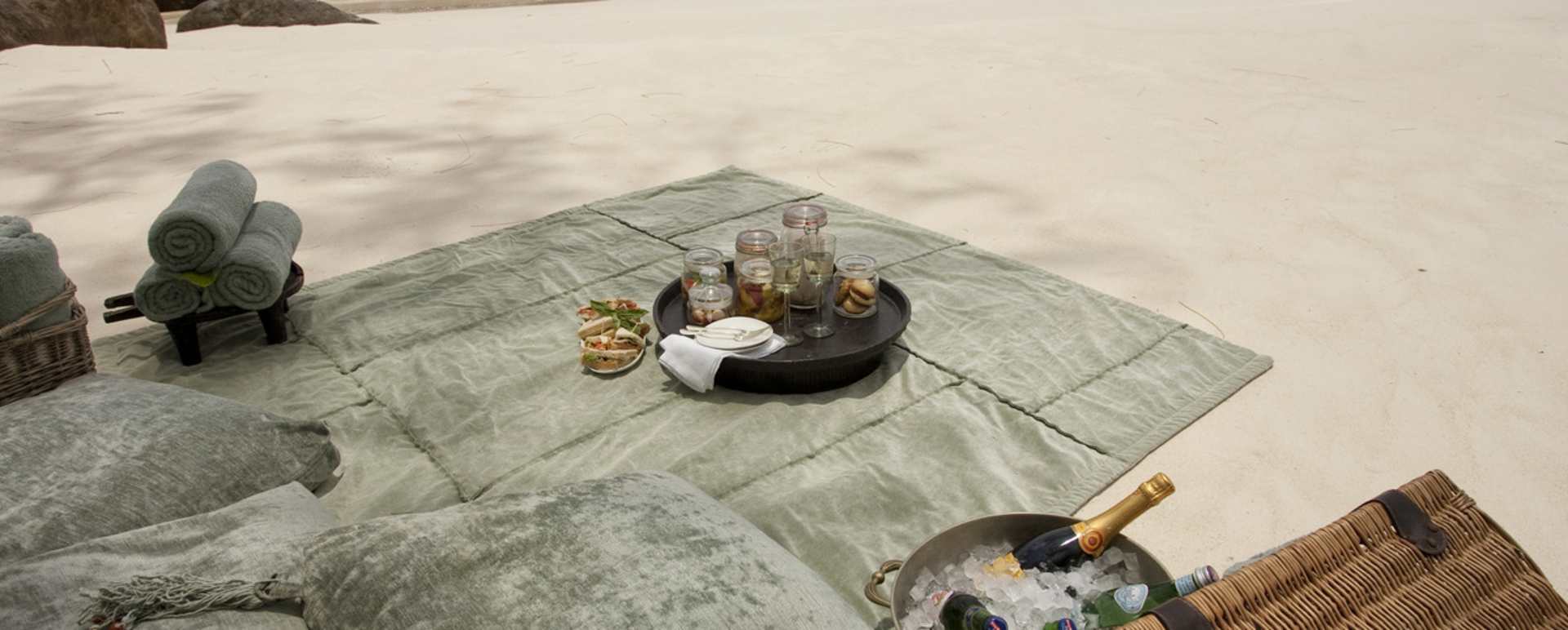 Champagne picnic on North Island
