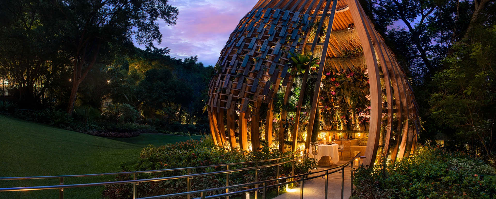 Diner de Fleurs - Shangri-La Singapore 
