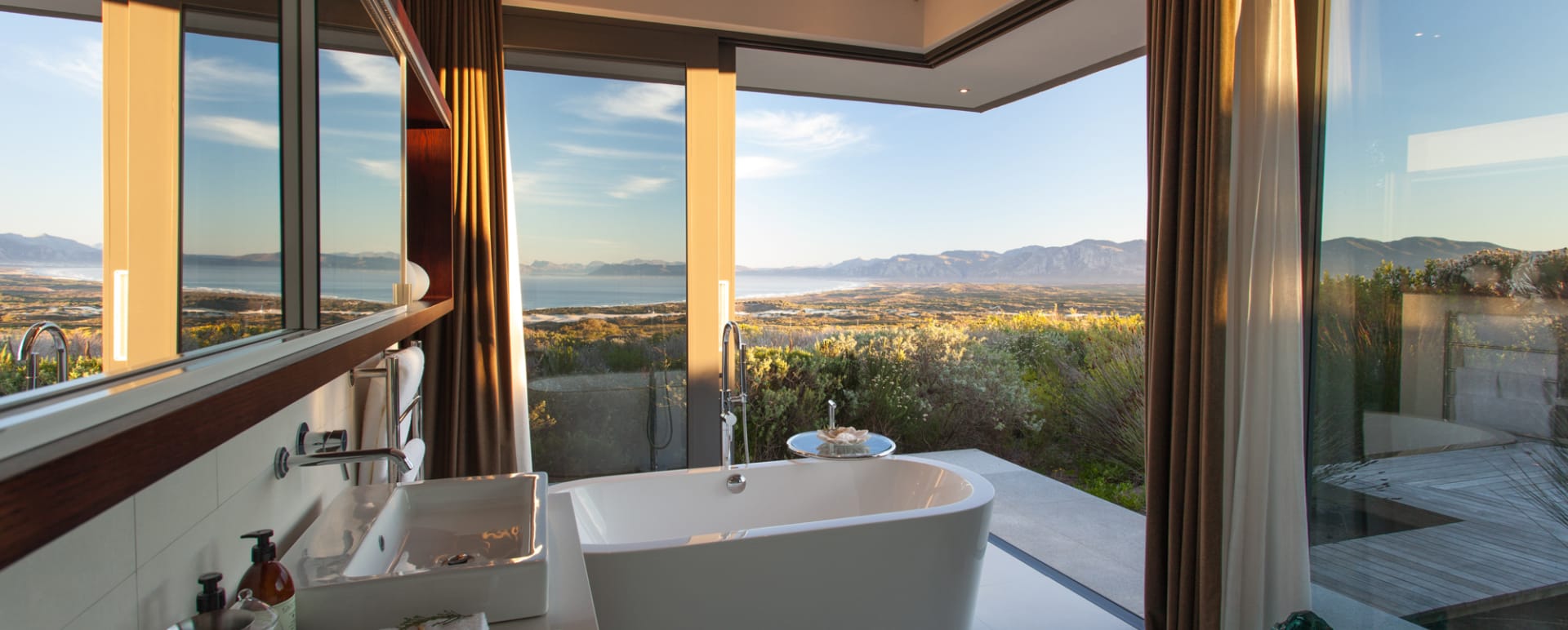 Villa Bathroom 