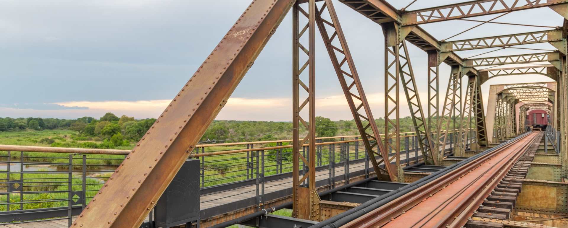 Train Tracks - Kruger Shalati 