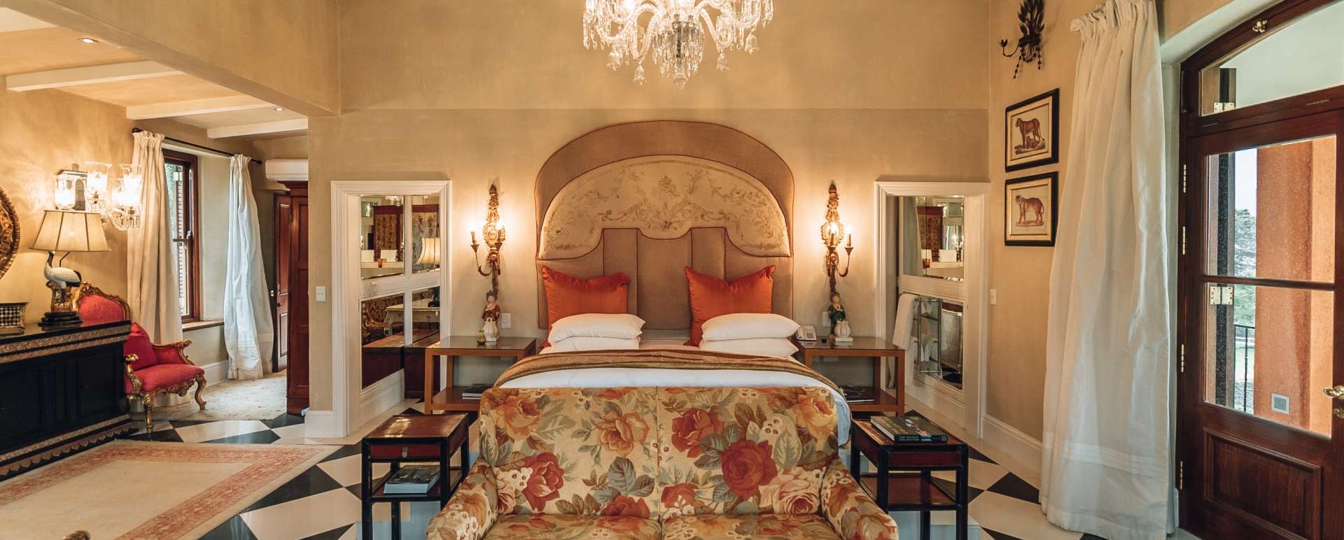 The Maharani Suite 