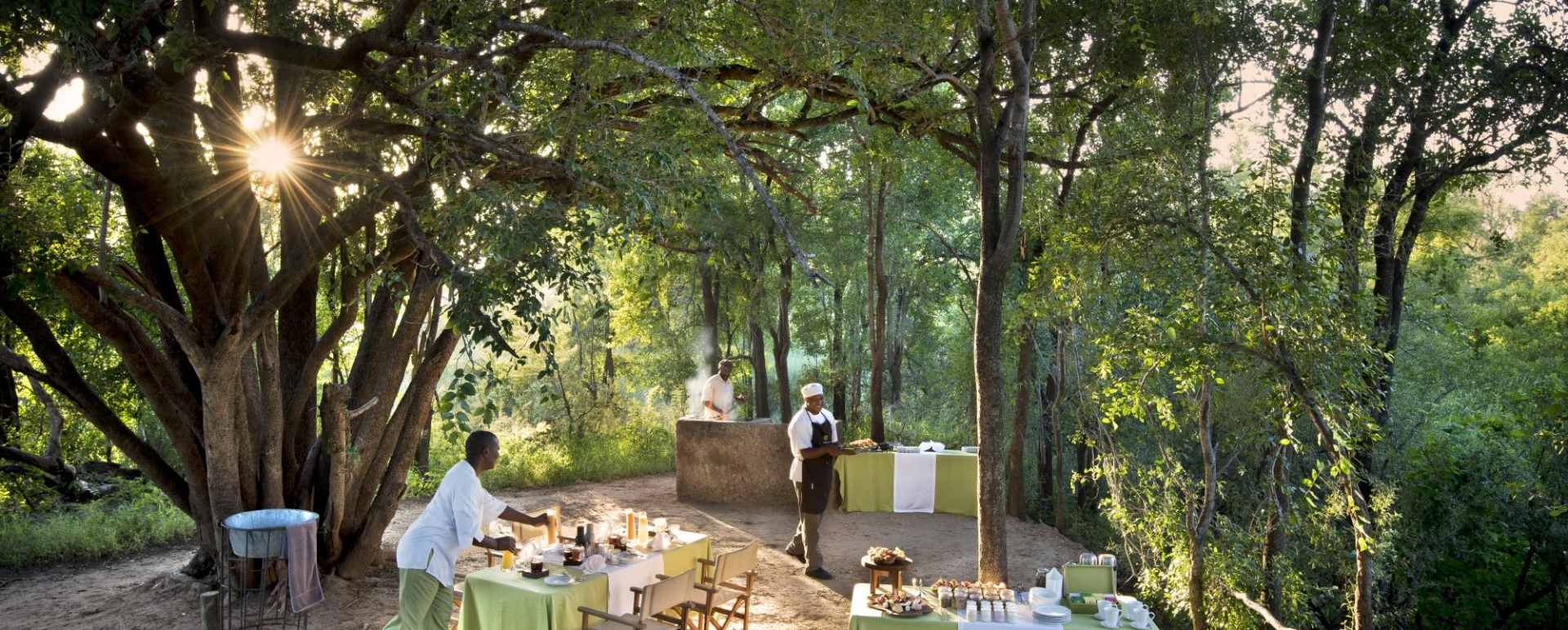 Morukuru Owner s House bush breakfast 