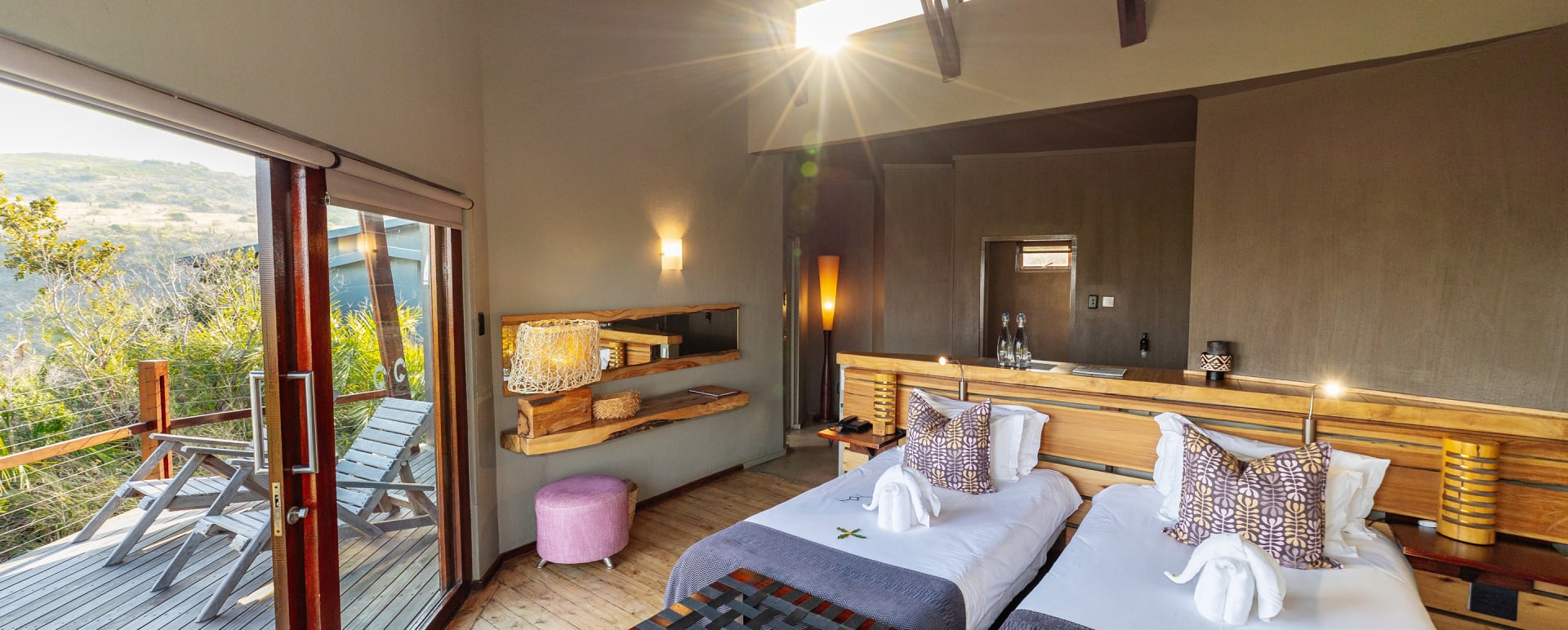 Twin room 