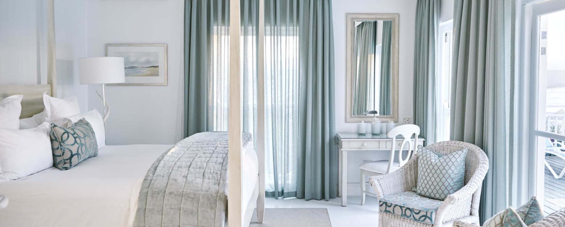Beach house bedroom  - The Plettenberg