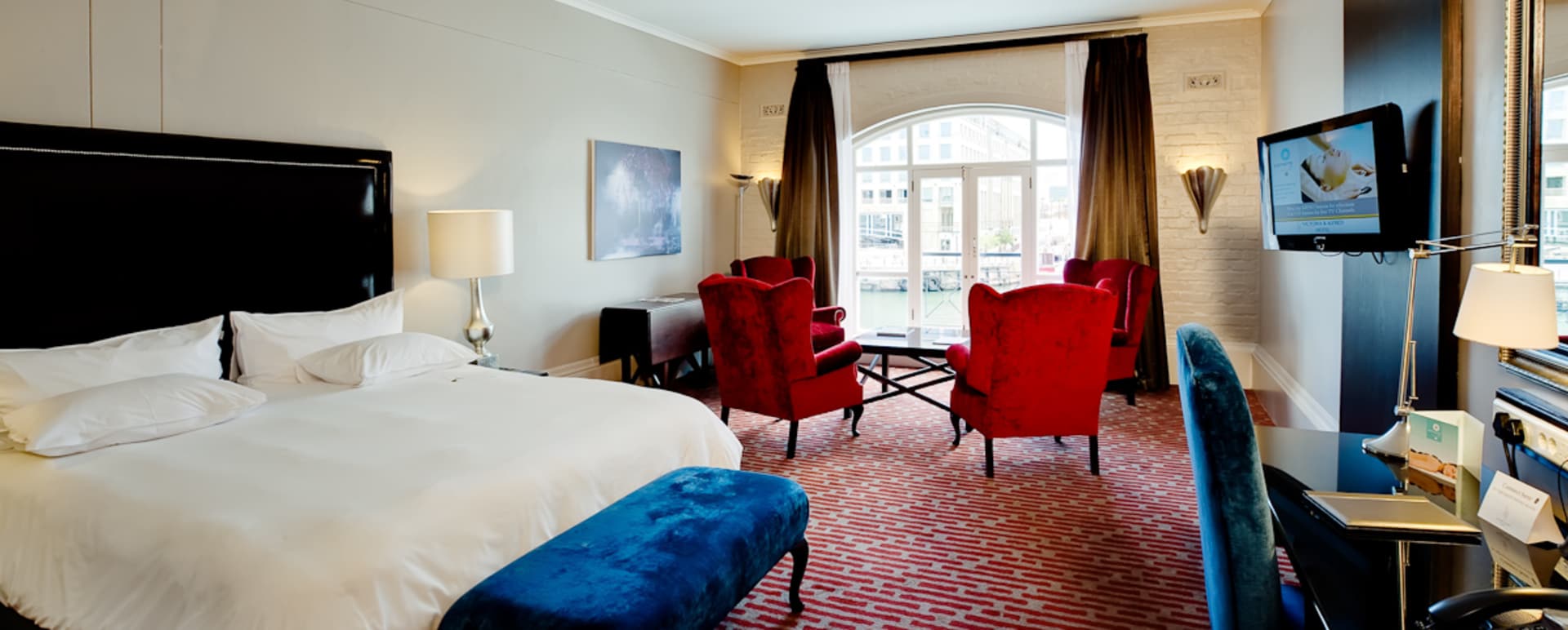 Guest Room - Victoria & Alfred Hotel
