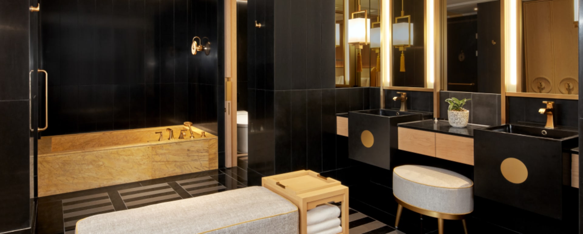 Panorama Suite Bathroom  