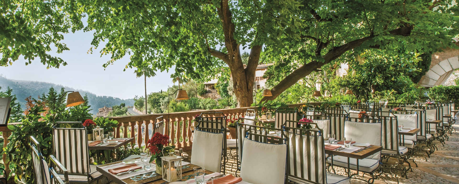 Restaurant terrace - Belmond La Residencia