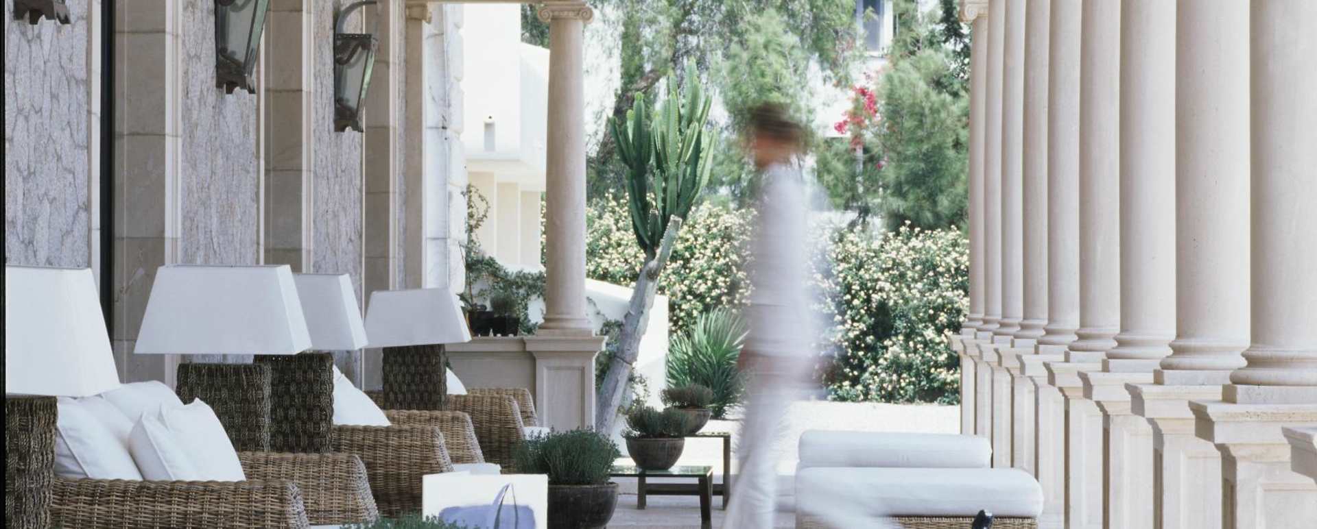 Patio - Hospes Maricel