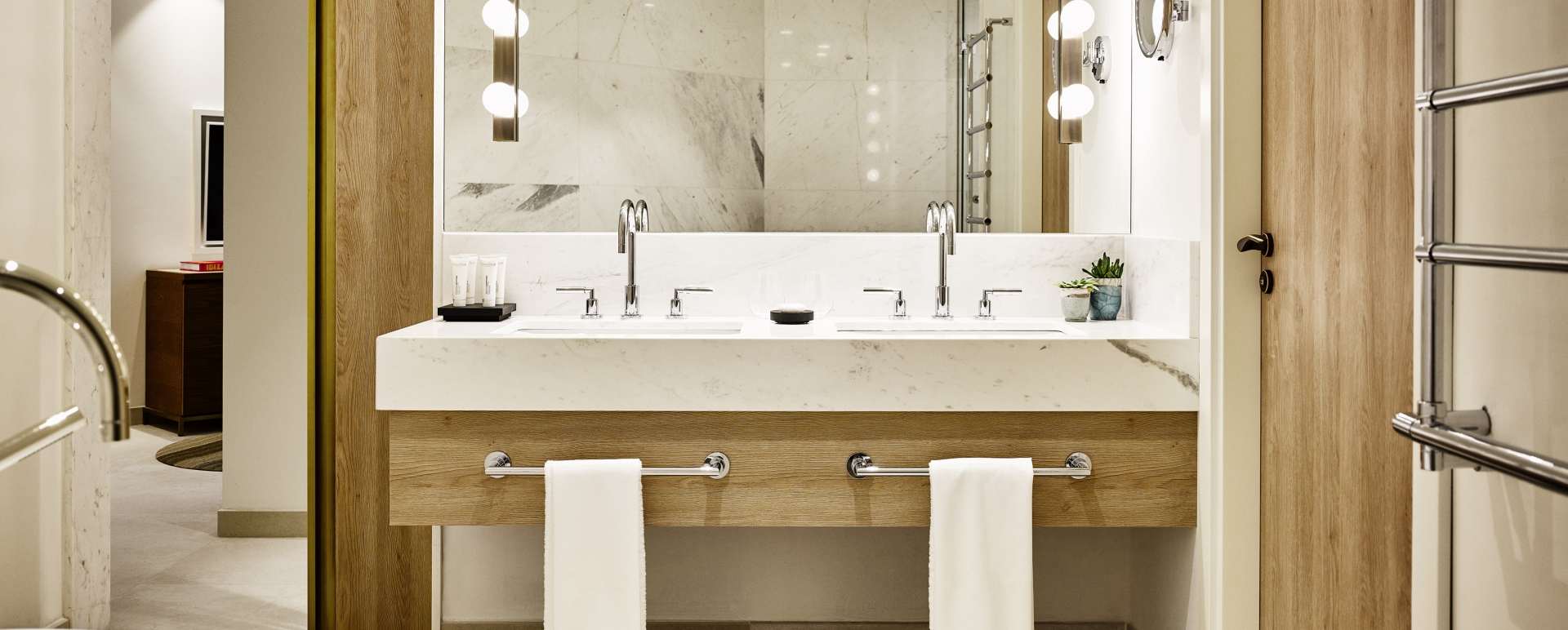 Deluxe Suite Bathroom - Nobu Hotel Ibiza Bay