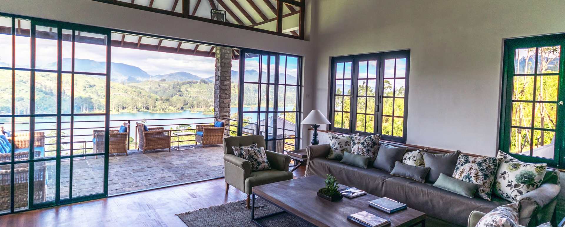 Lounge Area - Camellia Hills