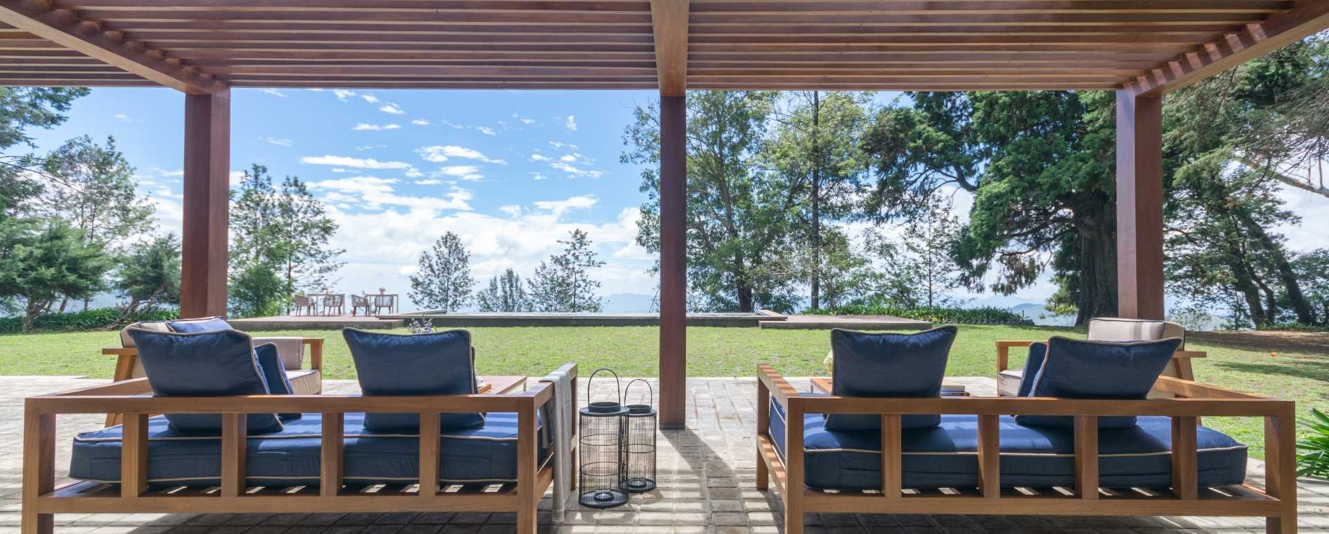 Outdoor Terrace - Goatfell