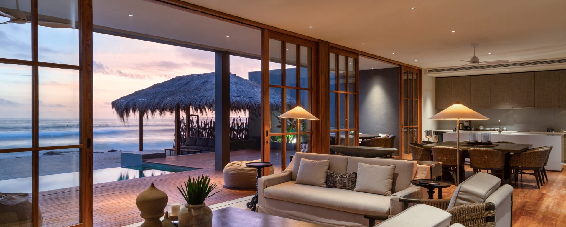 Livingroom Views - The Six  
