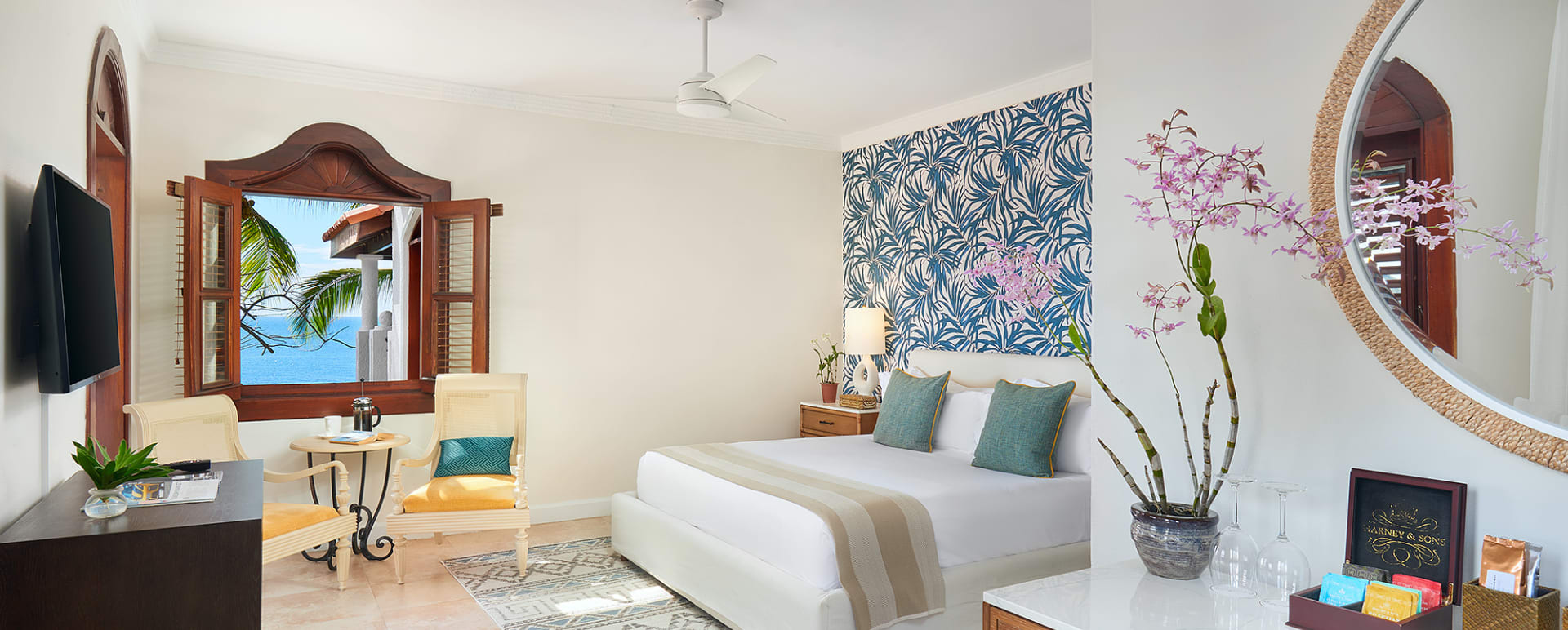 JuniorSuiteBedroom 