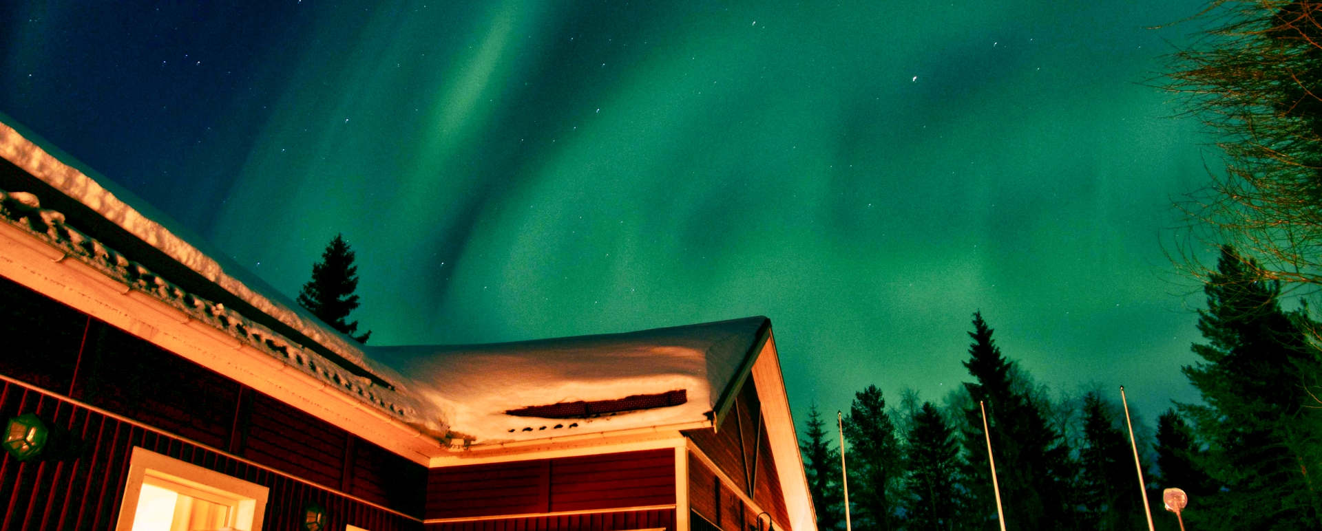 Exterior - Pine Bay Lodge