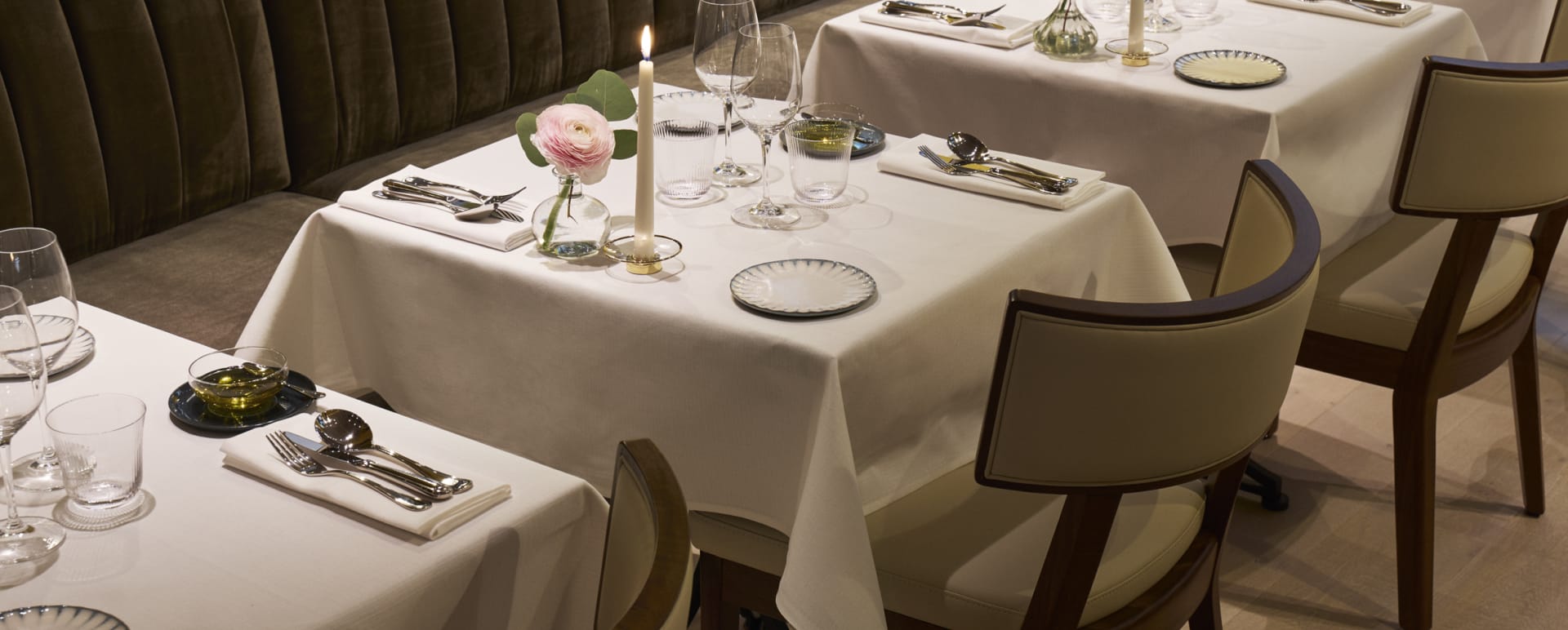 Restaurant seating area 