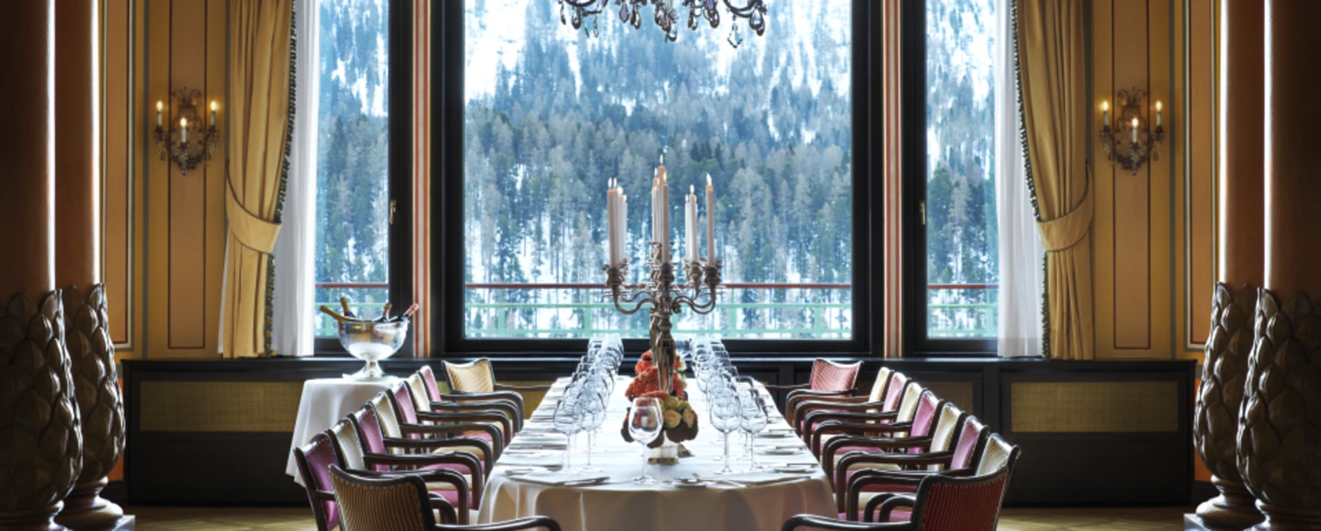 Restaurant Dining 