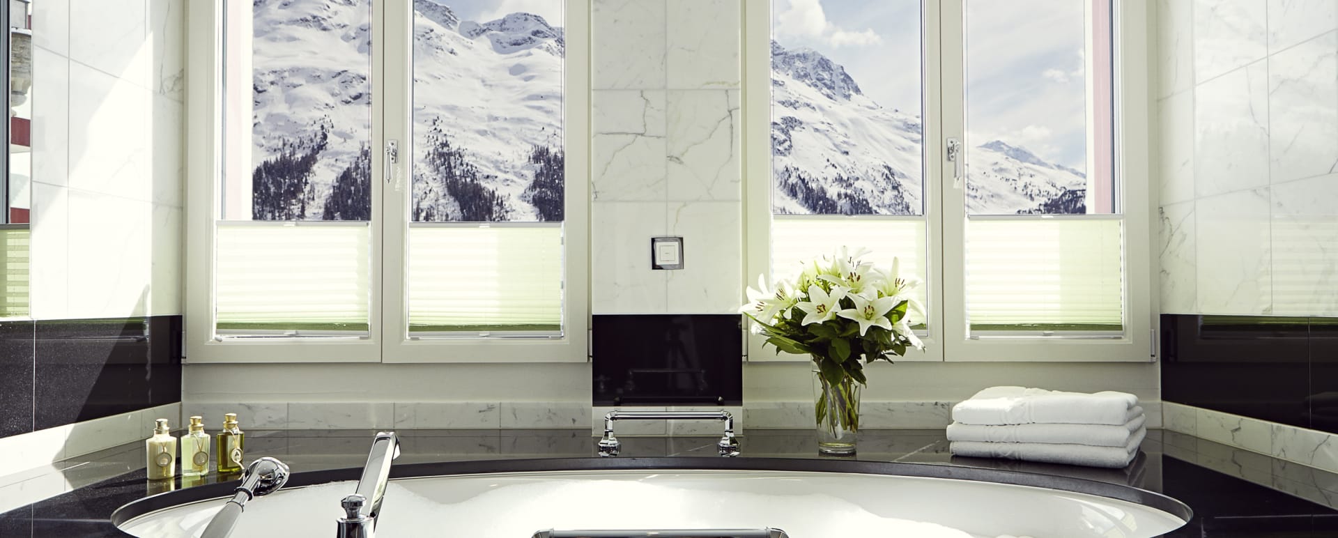 Mountain View Bath tub 