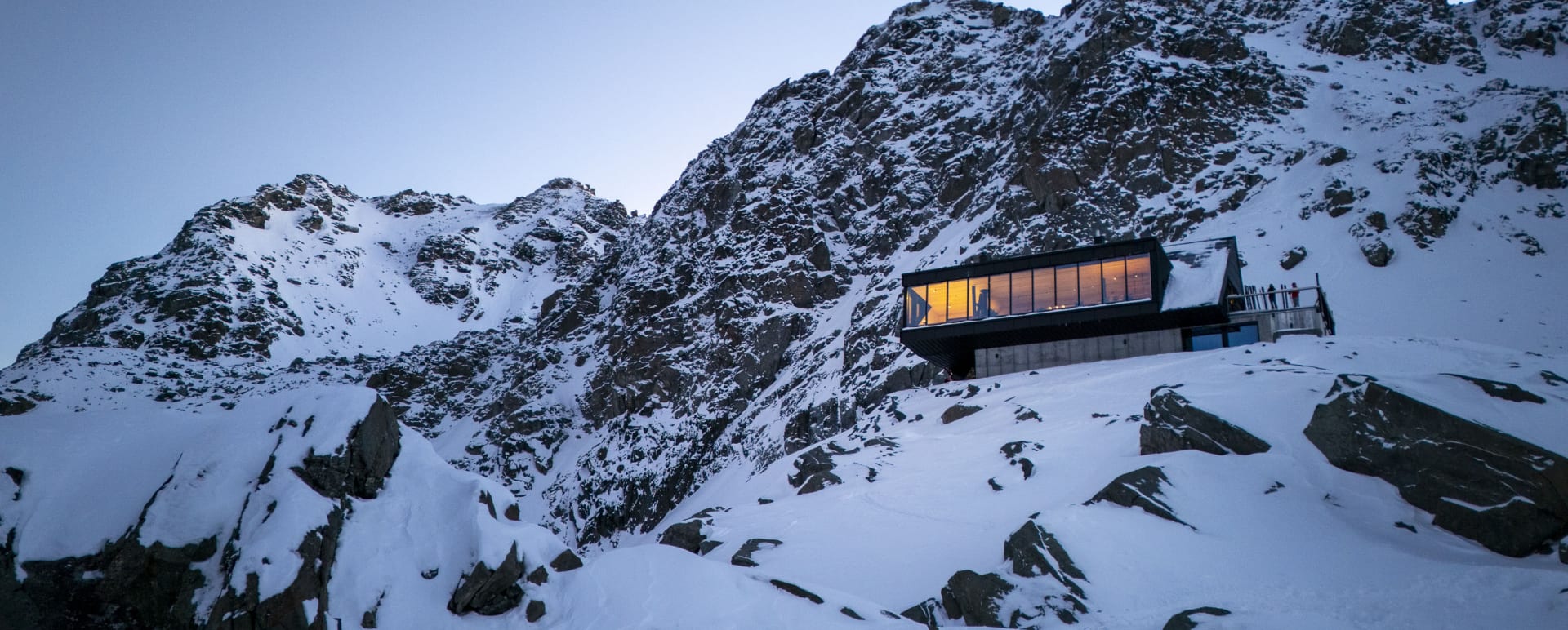 Exterior shot morning   