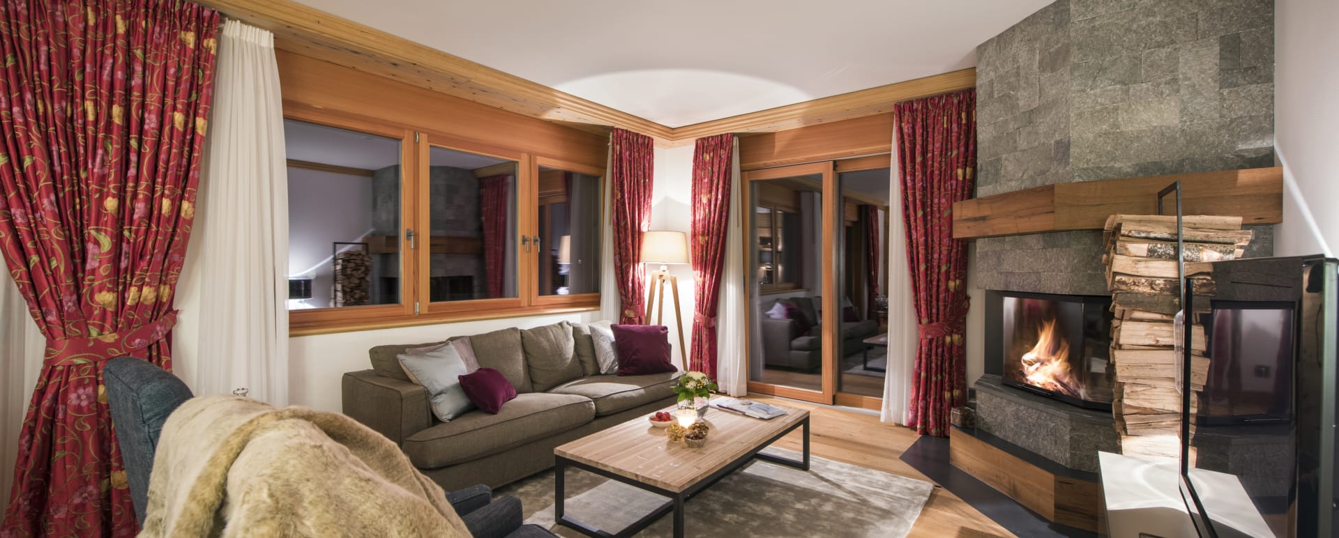 living room 