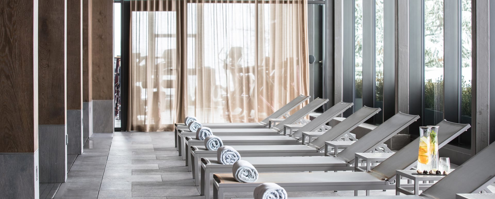 Spa loungers 