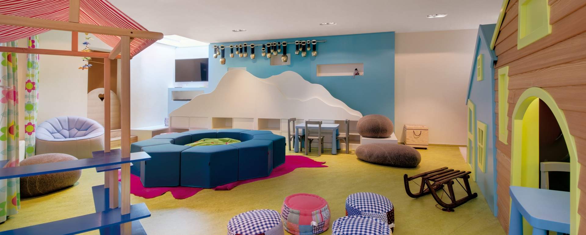 Kids club