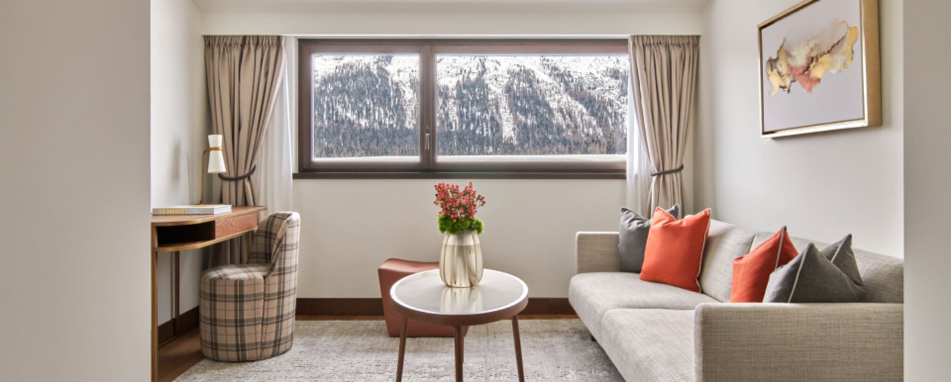 Bedroom Lounge Area 