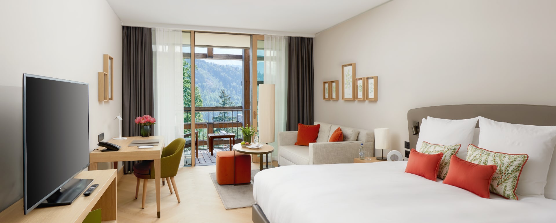 Alpine Deluxe Room with Balcony 