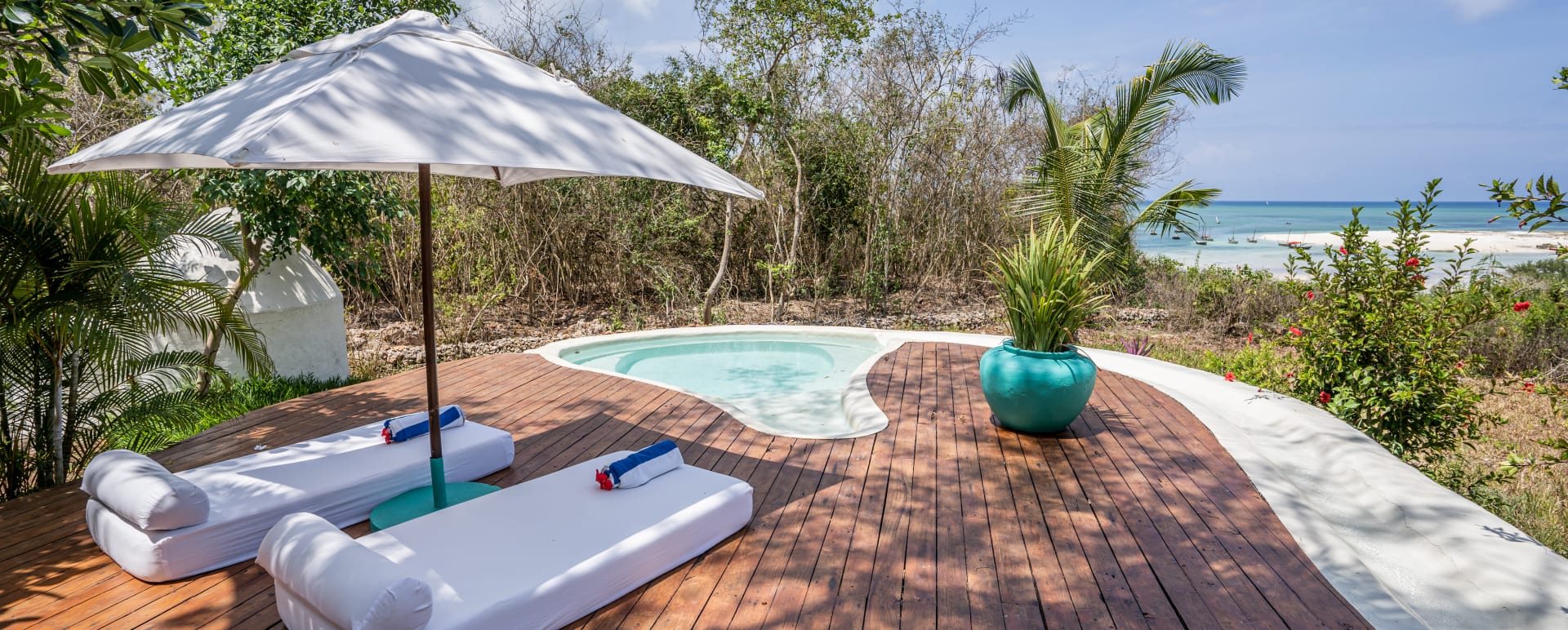 Pool deck 