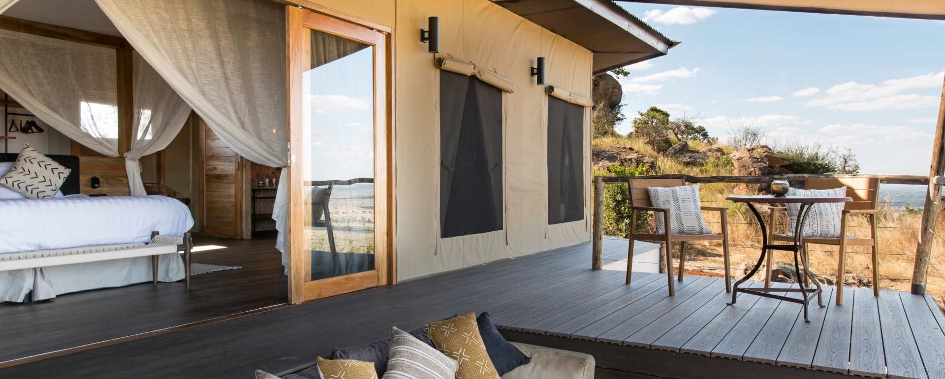 Bedroom and terrace 