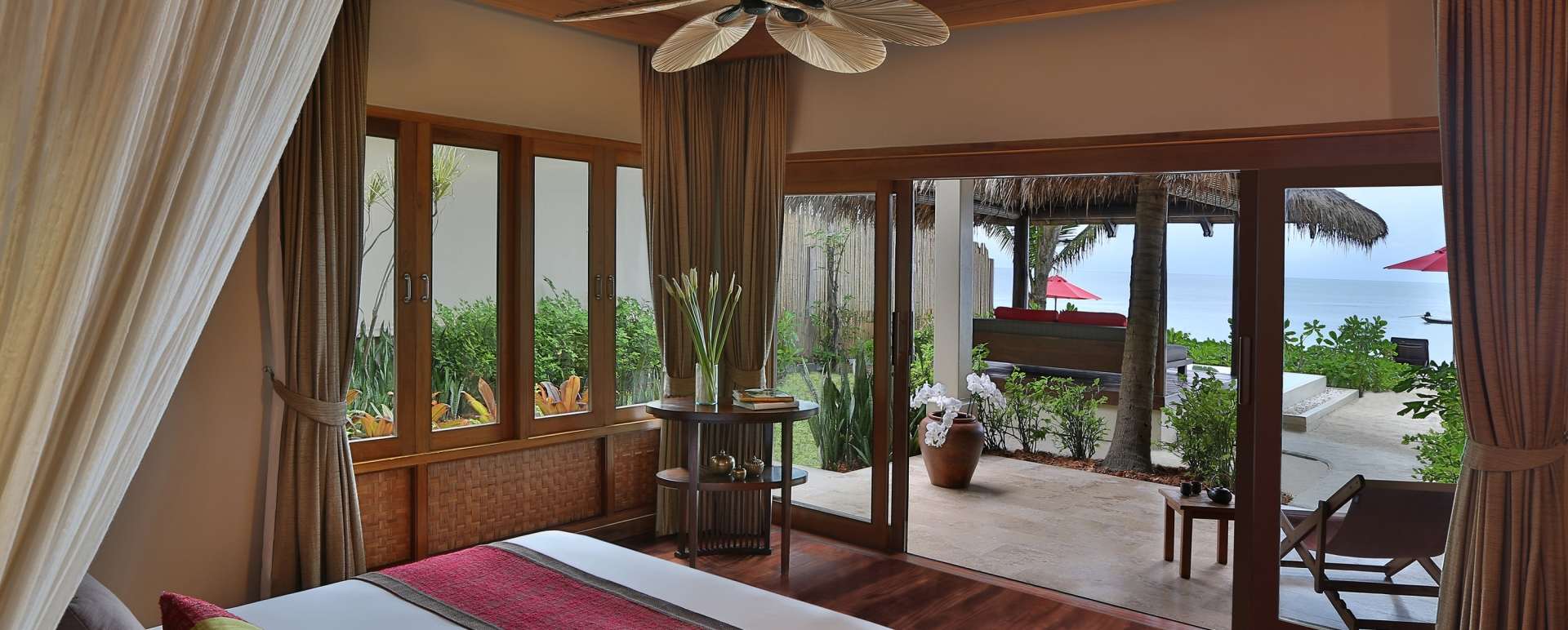 Ocean Garden Pool Suite - 