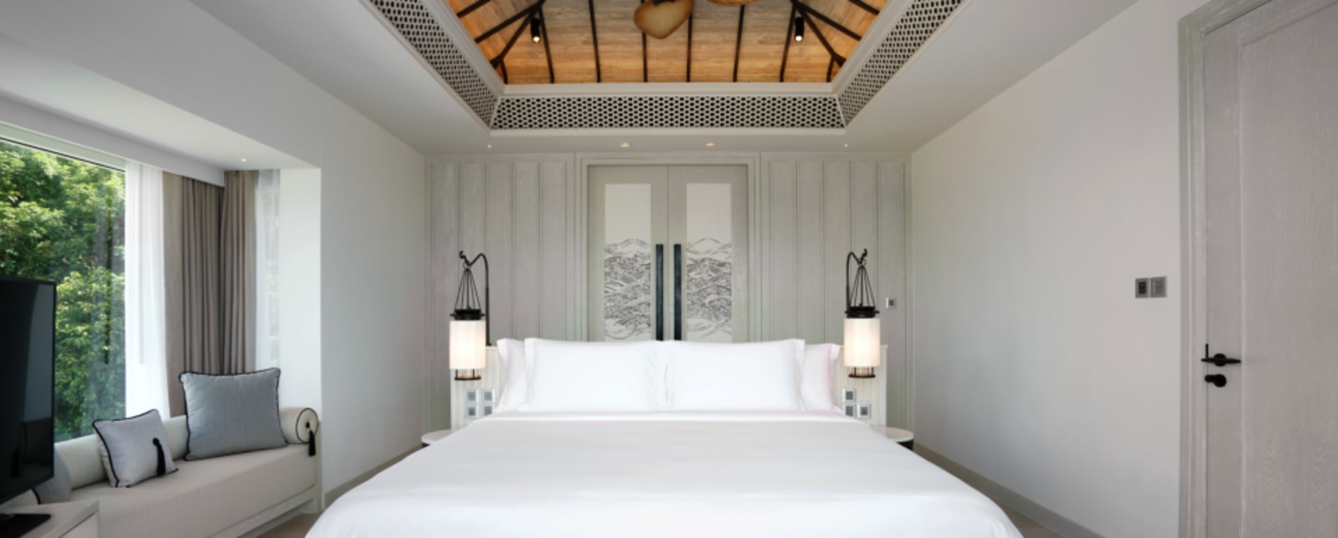 Ocean Pool Suite  