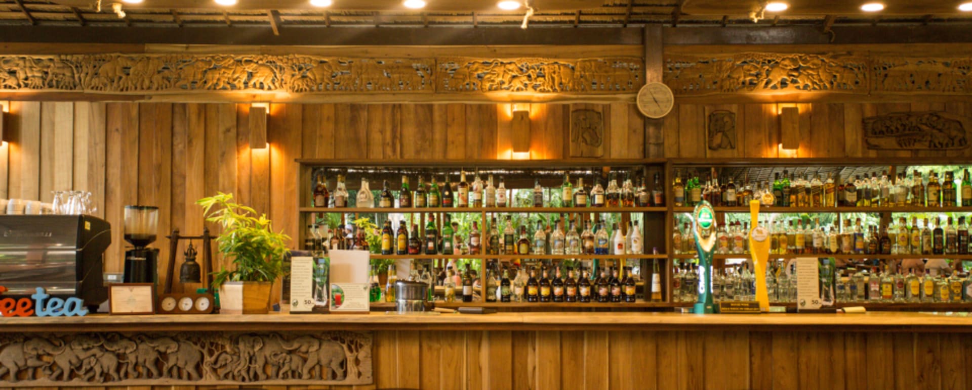 Bar  