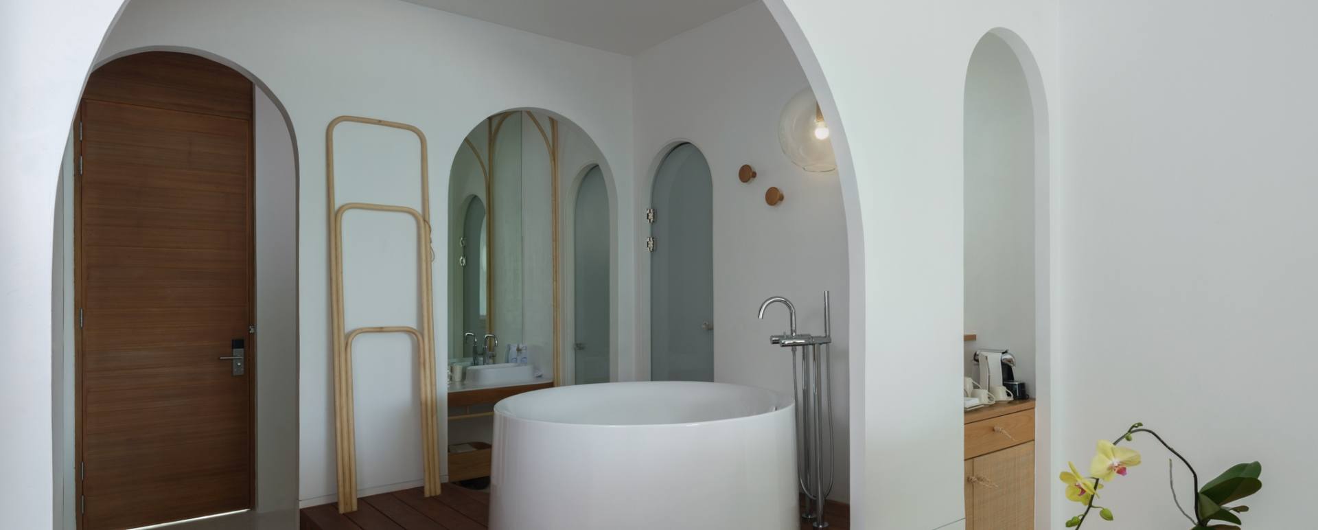 Oceanfront Balcony Suite Bathroom - Sala Samui Chaweng Beach