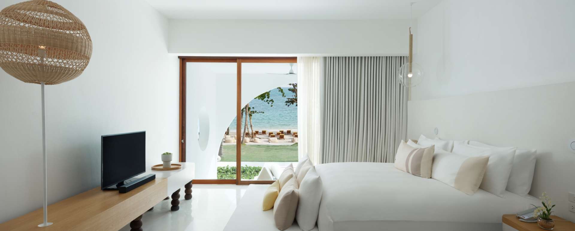 Oceanfront Garden Pool Suite - Sala Samui Chaweng Beach