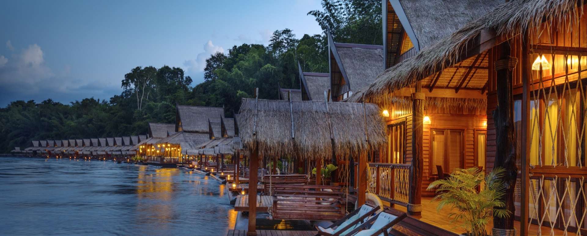 Villas at Dusk - Floathouse Kanchanaburi