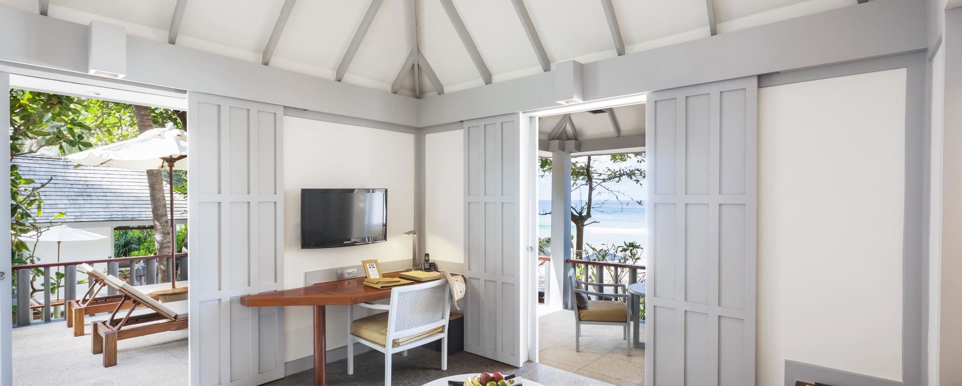 Beach Deluxe Suite - The Surin