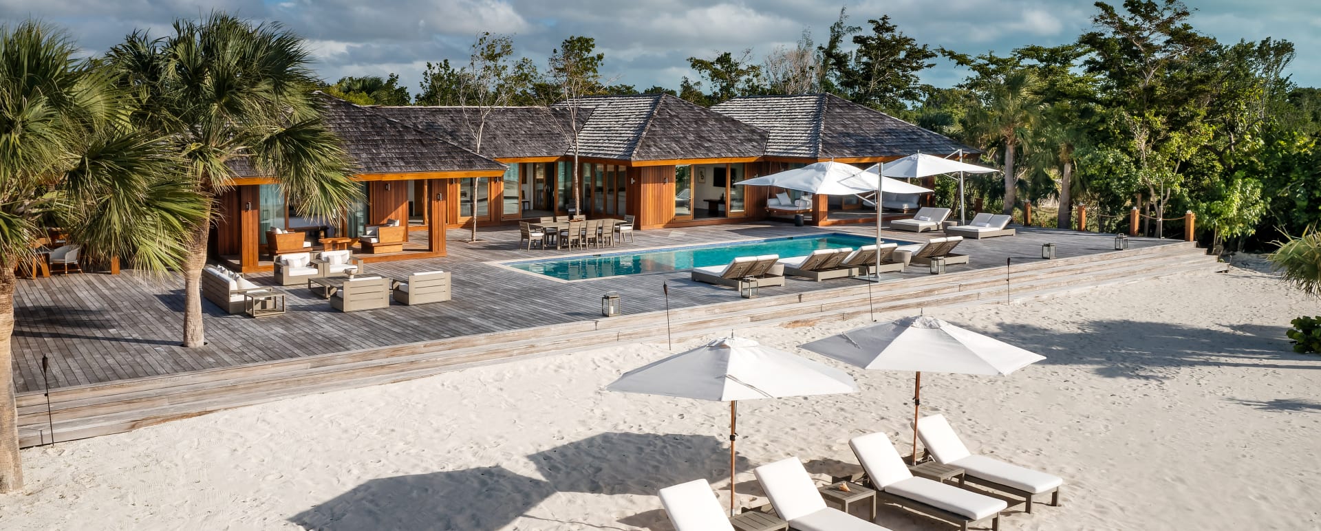 Island Villa - Exterior - Beach 
