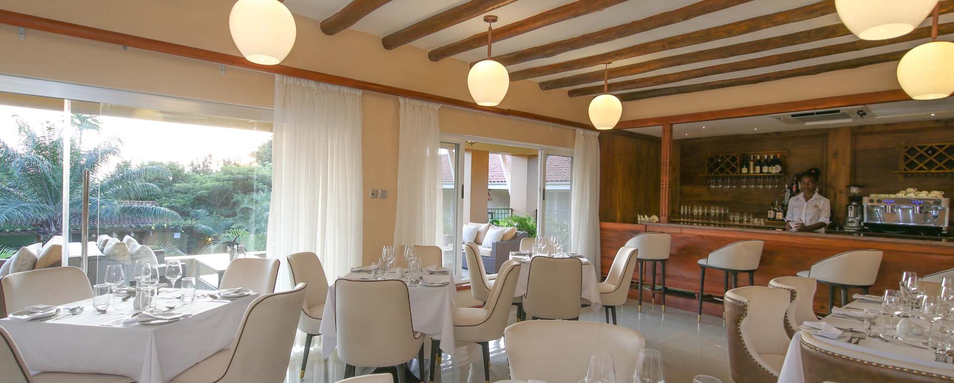 Dining at Hotel No5 
