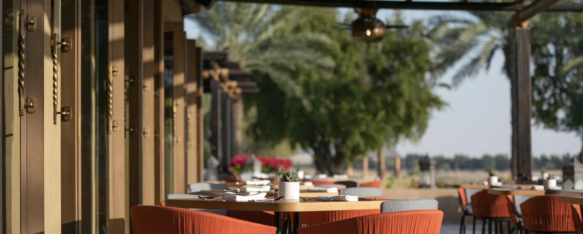 zala-outdoor-seating 