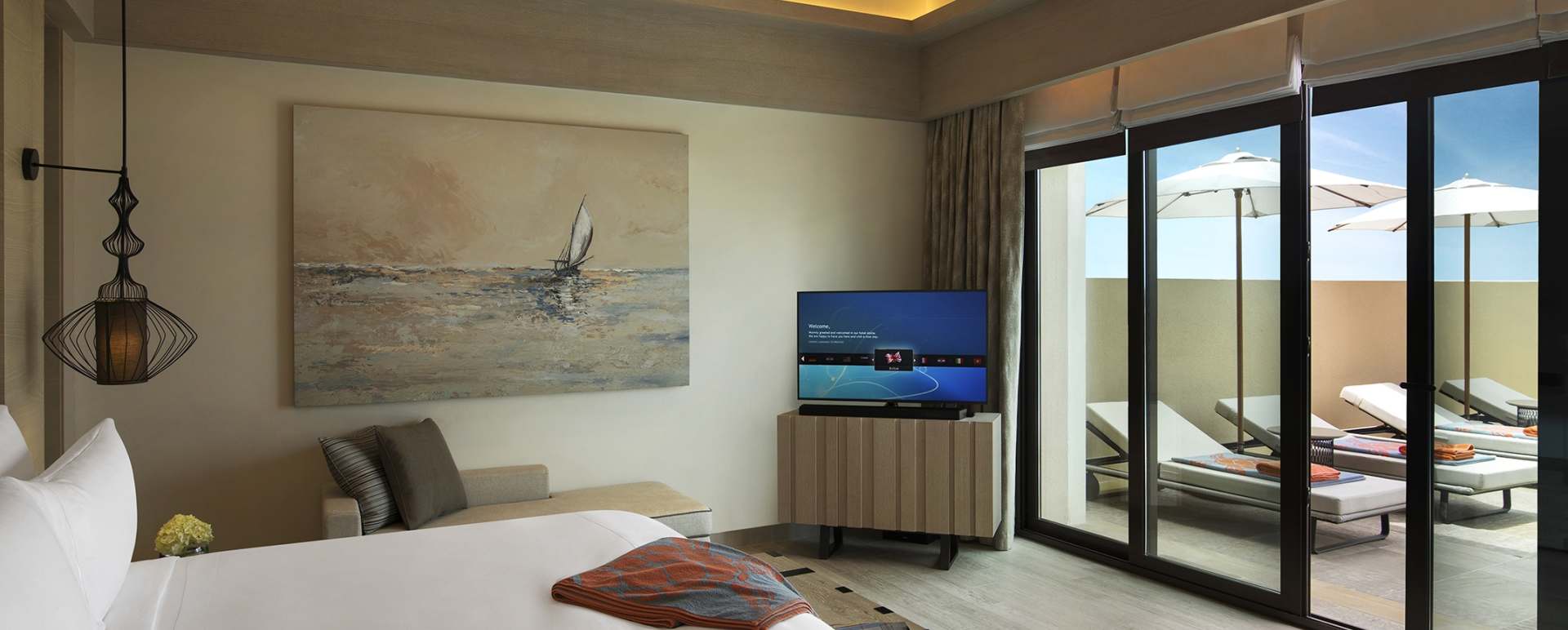 Beachfront Villa Master Bedroom 