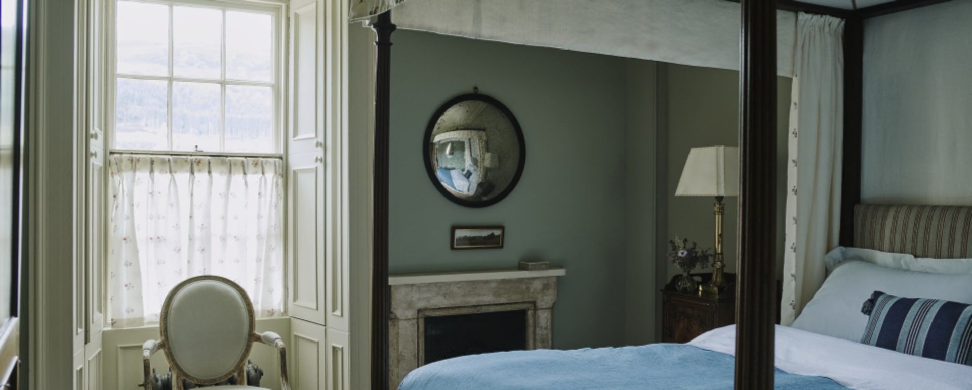 Room 4 