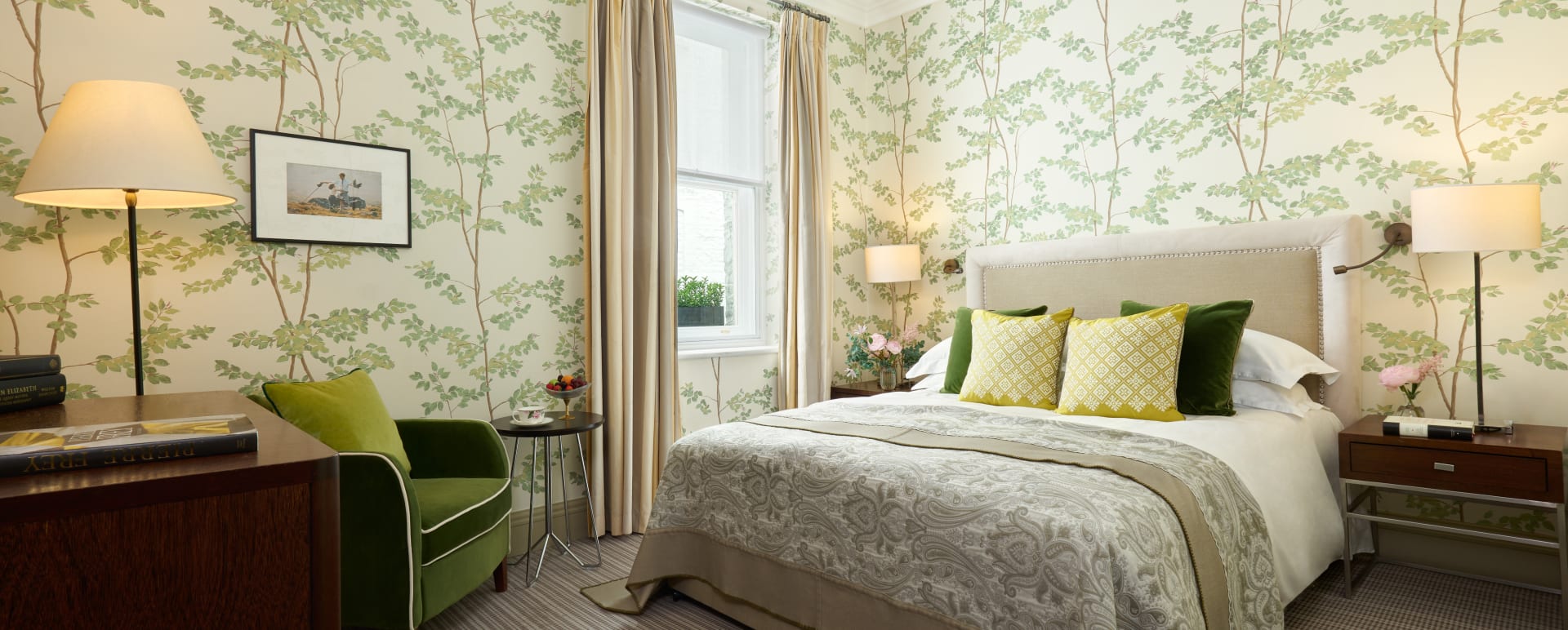 Brow ns hotel Classic Room 