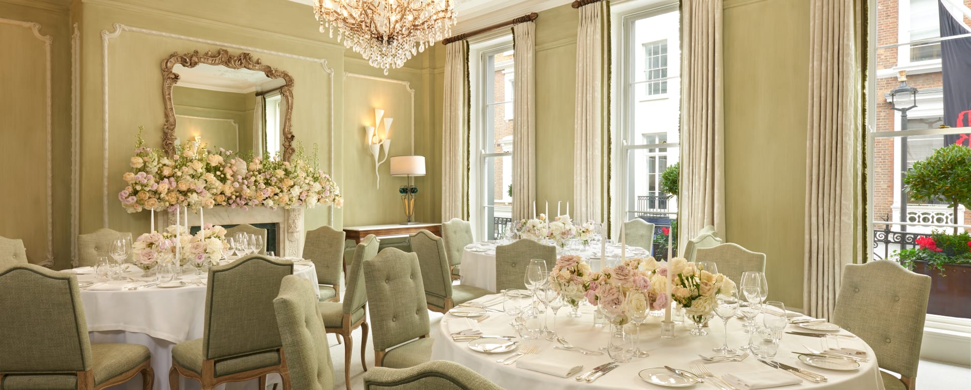 Browns hotel Niagara room 